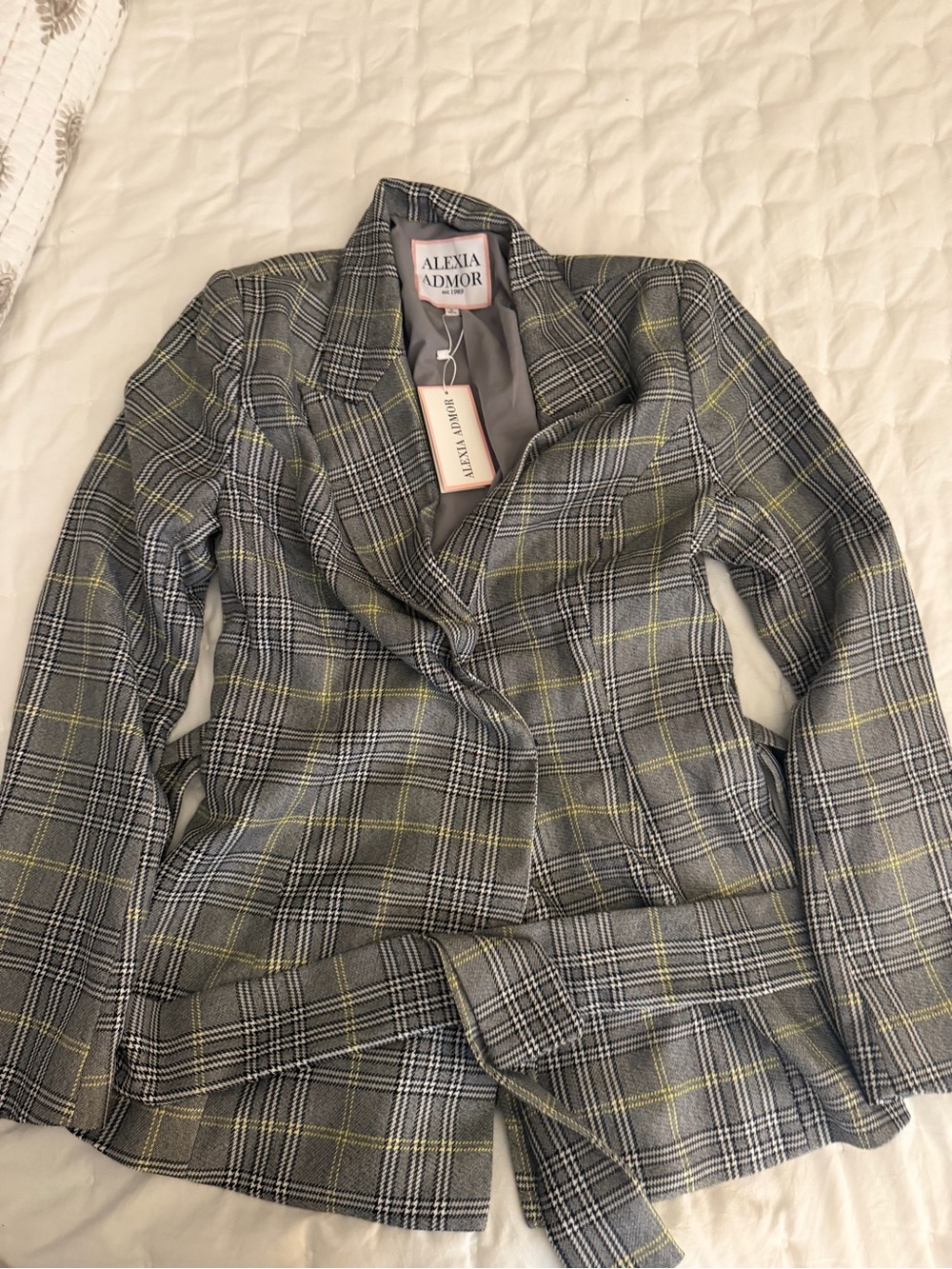 Alexia Admor Gray Plaid Blazer with Yellow Windowpane